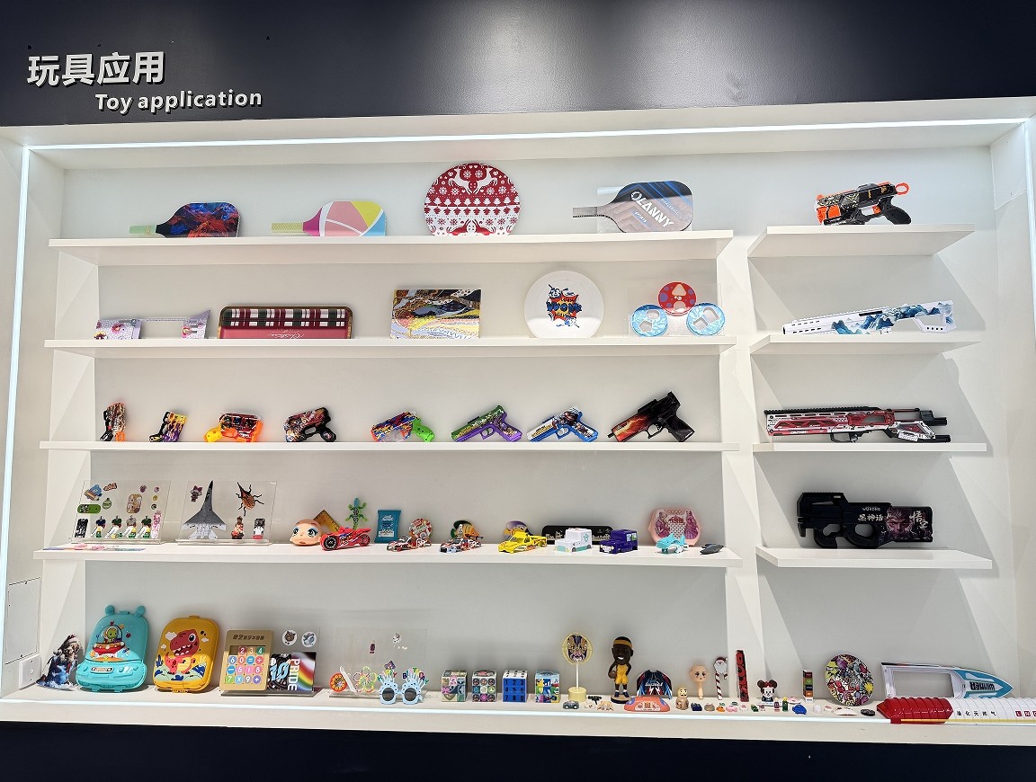 高落差UV打印機(jī)怎么選？玩具高噴UV打印機(jī)的優(yōu)勢